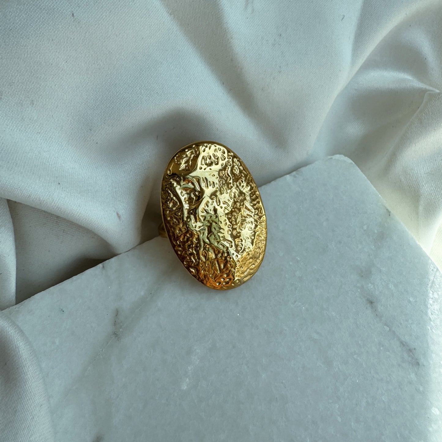 Anillo óvalo