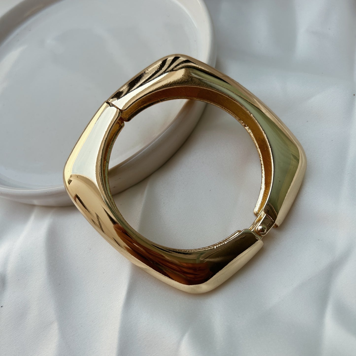 Brazalete cuadrado