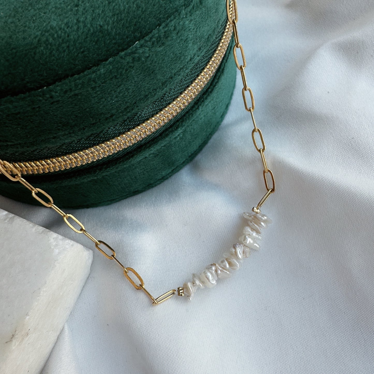 Gargantilla perlitas