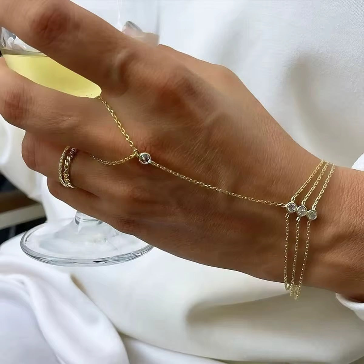 Hand bracelet piedras