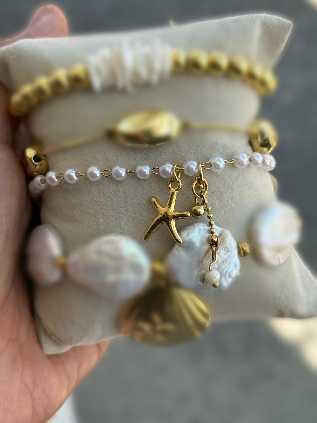Pulsera perlitas y mar