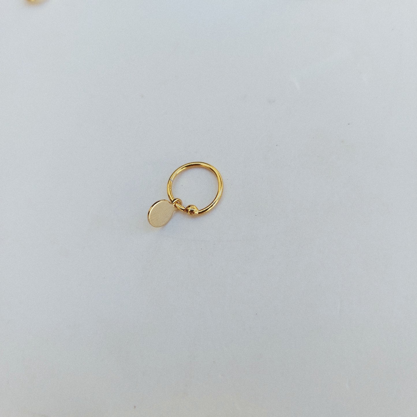 Piercing/huggie círculo