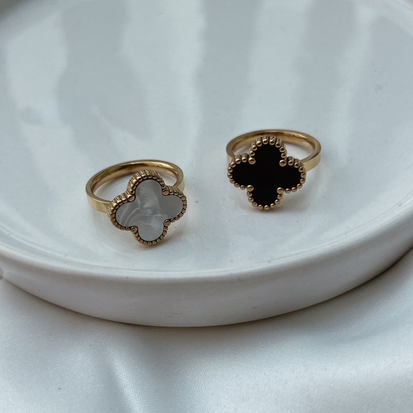 Anillo trebol