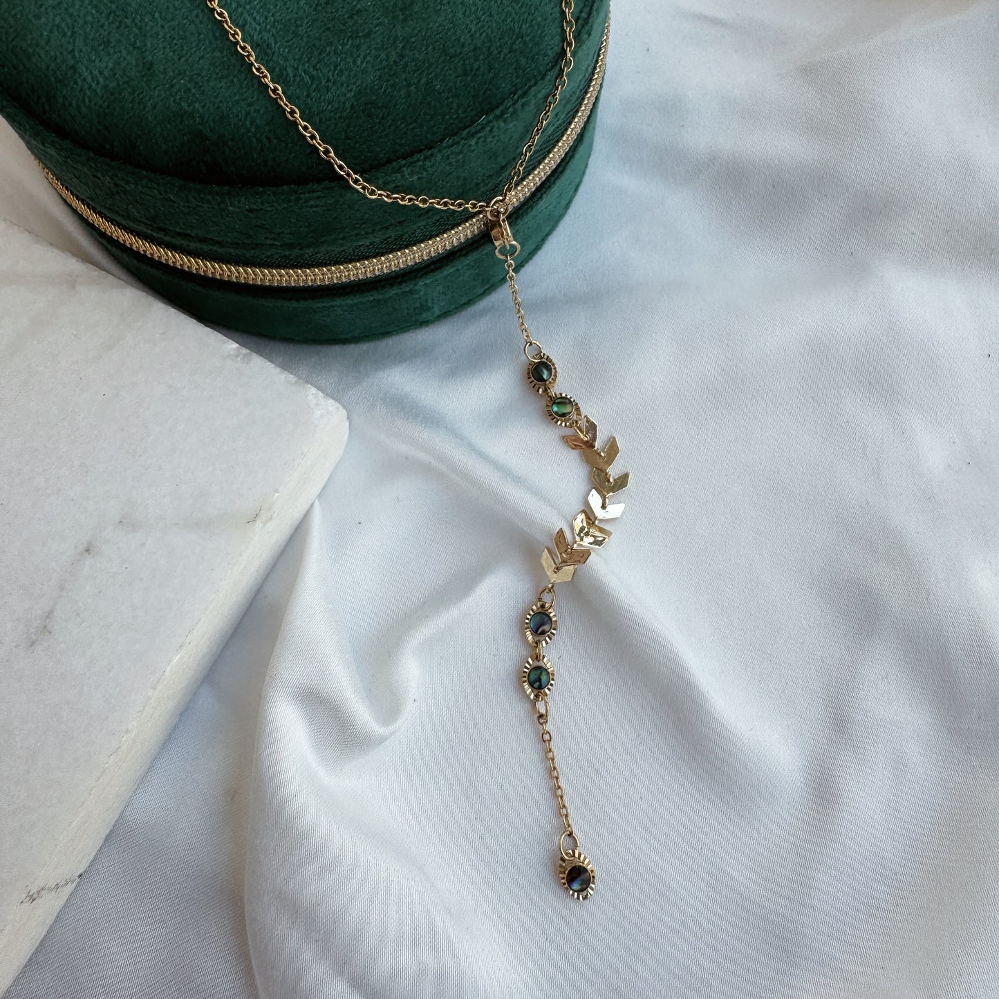 Collar abulon colgante