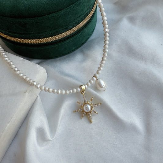 Collar perlas sol chico