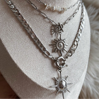 Collar sol destello plateado
