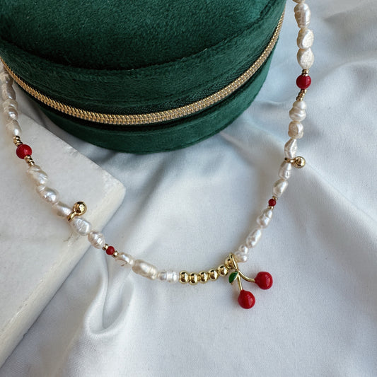 Collar perla y cereza chico