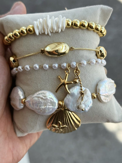 Pulsera perla barroca y concha
