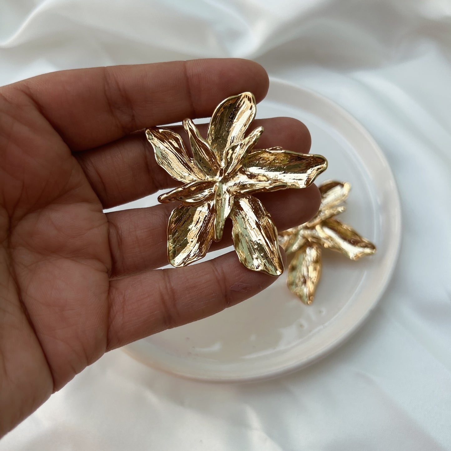 Aretes flower
