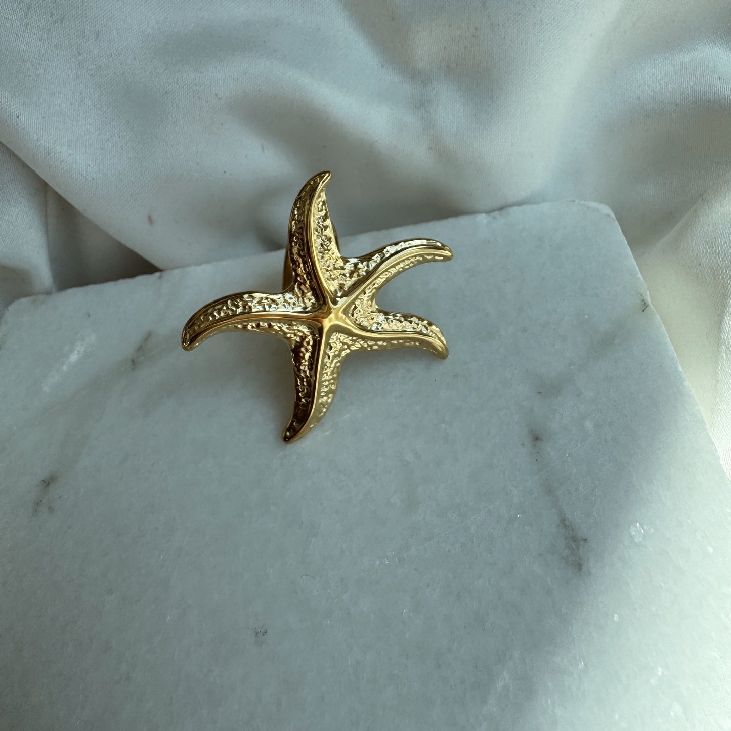Anillo estrella de mar mediano