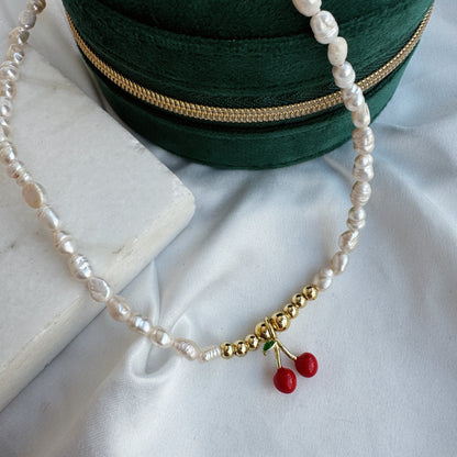 Collar perla y cereza liso