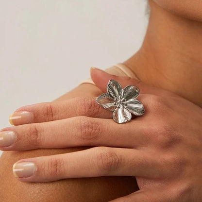 Anillo flor