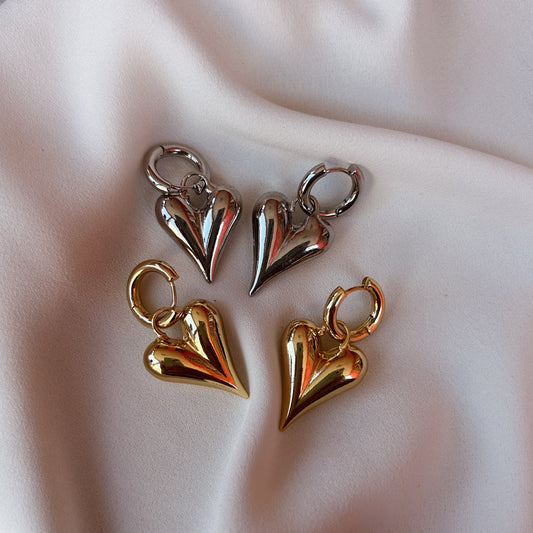 Aretes corazón largo