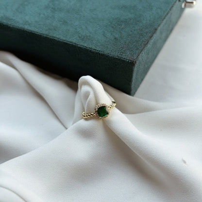 Anillo piedra preciosa