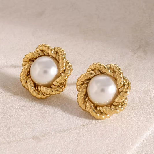 Arete flor perla