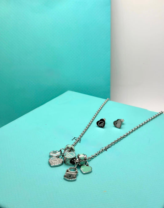 Set tif charms