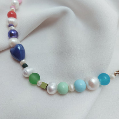 Chocker rainbow