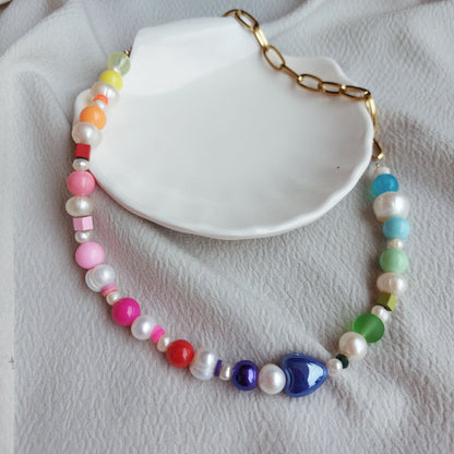 Chocker rainbow