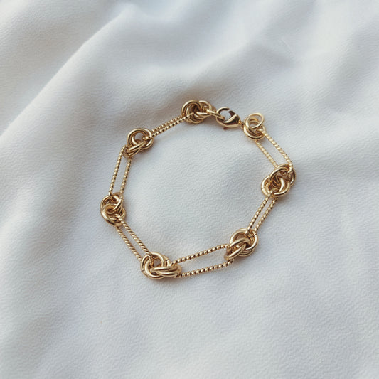 Brazalete nudos