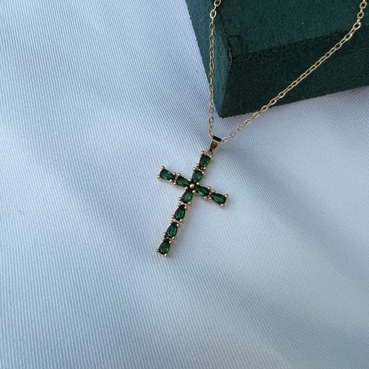 Cadena cruz verde