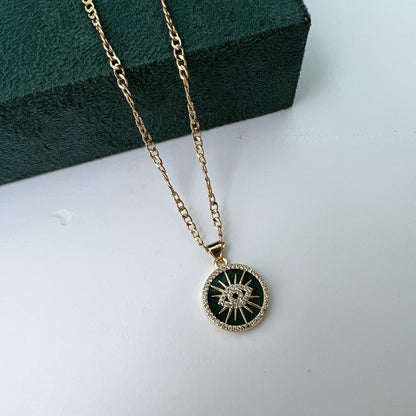Medalla ojo verde