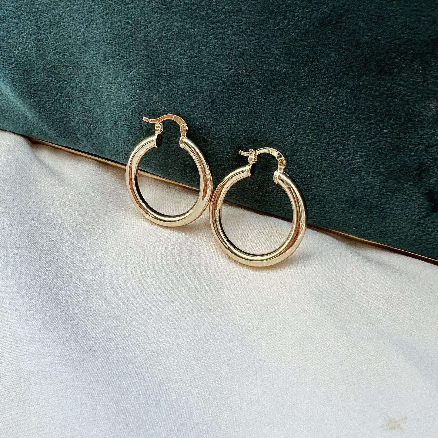 Arracada tubular chica